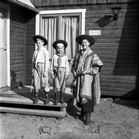Filnamn=Petters. - ext - 0228r - HD.jpg
Filstorlek=50KiB
Dimensioner=450x448
Uppladdade datum=Nov 19, 2008 Petters. - ext - 0228r - HD.jpg