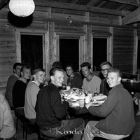 Filnamn=Petters. - ext - 0230p - HD.jpg
Filstorlek=36KiB
Dimensioner=445x450
Uppladdade datum=Nov 19, 2008 Petters. - ext - 0230p - HD.jpg