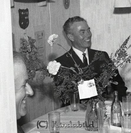Lantbrukare Karl-Axel Bengtsson Håkantorp Rimforsa
raja 
Karl-Axel Bengtsson Håkantorp 
Porträtt-Man 50 årsfirande

Nyckelord: Bengtsson Håkantorp