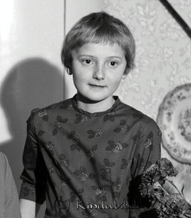 Skogvaktare Petersson Verveln
raja 
Skogvaktare Petersson  
Porträtt-Barn

raja
Lisbet Pettersson, gift Ekberg.
Dotter Josefin 
Källa: Gerd Pettersson

Nyckelord: Petersson Verveln