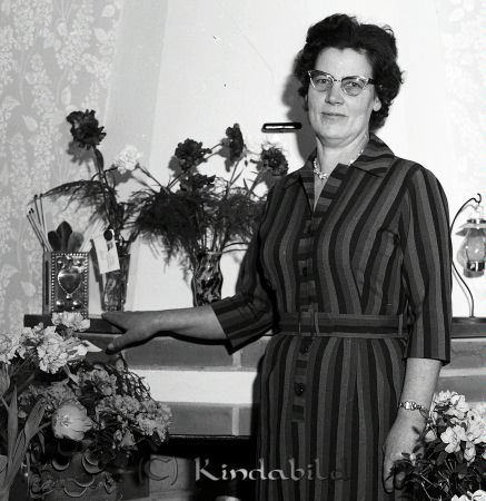 Fru Rydström Lövingsborg Kisa
raja 
Fru Rydström Lövingsborg  
Porträtt-Kvinna 50 årsfirande

Nyckelord: Rydström Kisa