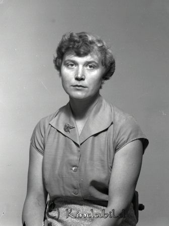 Alice Karlsson Viksholm Rimforsa
raja  
Alice Karlsson Viksholm  
Porträtt-Kvinna


Nyckelord: Karlsson Viksholm