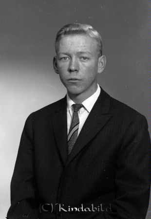 Göran Samuelsson Linneberg Tidersrum
raja  
Göran Samuelsson Linneberg  
Porträtt-Man

Nyckelord: Samuelsson Linneberg