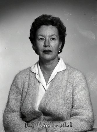 Fru Skotnes Tomestorp Kisa
raja  
Fru Skotnes Tomestorp
Porträtt-Kvinna
 
raja
Doris Muriel Skotnes född 1916 i USA.Frånskild 1955, död 1979 i Tommestorp.
Källa: Sv dödbok 
Källa: Gerd Pettersson

Nyckelord: Skotnes Tomestorp