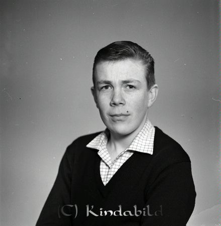 Pär Andersson Storgatan 3 Kisa
Nyckelord: Pär Andersson