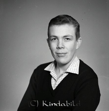 Pär Andersson Storgatan 3 Kisa
Nyckelord: Pär Andersson