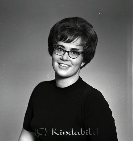 Berit Södersten Prestorp Kisa
raja  
Berit Södersten Prestorp 

raja
Berit Södersten, dotter till Erik och Signe Södersten.
 Berits syster heter Gun.
 Källa: Studiegruppen hembygdsgården 
Nyckelord: Södersten Prestorp