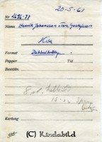 Filnamn=Petters. - 2696-97c - bak.jpg
Filstorlek=29KiB
Dimensioner=321x450
Uppladdade datum=Nov 20, 2008 Petters. - 2696-97c - bak.jpg
