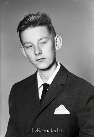 Brorsson Sven Erik Kjettestorp Kisa
raja  
Brorsson Sven Erik Kjettestorp 
Porträtt-Man Konfirmationsfoto   

Nyckelord: Brorsson Kjettestorp