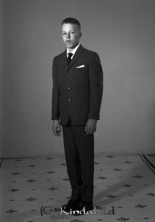 Laine Pertti Kisa Hus B Kisa
raja  
Laine Pertti Kisa  
Porträtt-Man Konfirmationsfoto   

Nyckelord: Laine Kisa