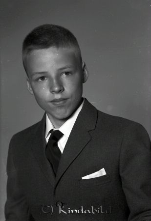 Laine Pertti Kisa Hus B Kisa
raja  
Laine Pertti Kisa  
Porträtt-Man Konfirmationsfoto   

Nyckelord: Laine Kisa