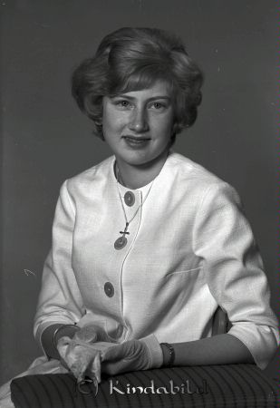 Andersson Anita Storgatan 12 Kisa
raja  
Andersson Anita Kisa
Porträtt-Kvinna Konfirmationsfoto   

Nyckelord: Andersson Kisa