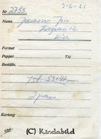 Filnamn=Petters. - 2755-1b - bak.jpg
Filstorlek=29KiB
Dimensioner=324x450
Uppladdade datum=Nov 20, 2008 Petters. - 2755-1b - bak.jpg