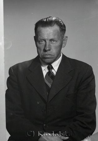 Knut Hugo Andersson Grevby 57 Kisa
ibfr
Knut Hugo Andersson Grevby 57 Kisa
Porträrr-Man
Nyckelord: Andersson Grevby 57 Kisa