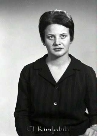 Doris Karlsson Kisa
ibfr
Doris Karlsson Kisa
Porträtt-Kvinna
Nyckelord: Karlsson Kisa