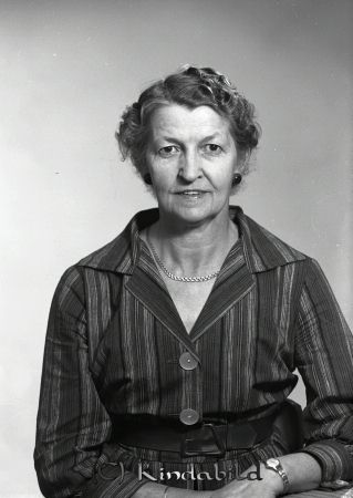 Fru Olsson
ibfr
Fru Olsson
Porträtt-Kvinna
Nyckelord: Olsson