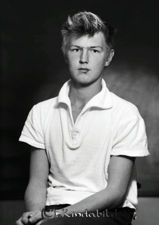 Hans-Åke Karlsson Björkfors
ibfr
Hans-Åke Karlsson Björkfors
Porträtt-Man
Nyckelord: Karlsson Björkfors