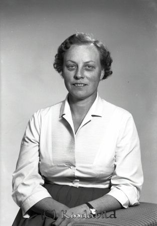 Göta Svensson Kisa
gepe
Göta Viola Lovisa Svensson född 1910 i Kisa gift 1940 med Harry Vilhelm Svensson född 1910 i Skeby Skaraborgs län. 
Nyckelord: Göta Svensson Kisa