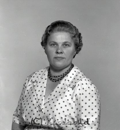 Elisabeth Jung Tidersrum
gepe
Elisabeth Jung Stora Tidersrum Tidersrum
Nyckelord: Elisabeth Ljung
