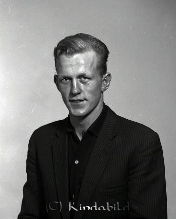 Roland Holm Slätmon
gepe
Karl Roland Halvar Holm Bankevid Slätmon
Nyckelord: Roland Holm