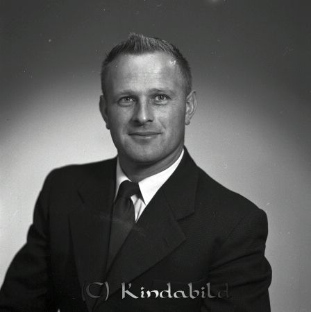 Rune Lind
Rune Lind

pim
Porträtt-man

raja
Rune Lind var gift med Carla Holmberg 
Källa: nirak
Nyckelord: Lind Kisa