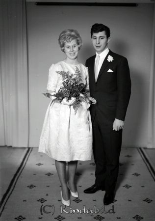 Erling Johansson Stockholm
raja
Erling Johansson Stockholm
Brudpar

raja
Bruden är Gerd Modig, dotter till Olle och Linnea Modig. 
Källa: Margareta Carlsson

Nyckelord: Johansson Stockholm