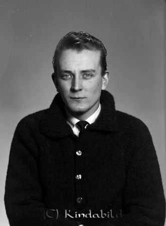Roland Hjelm Kisa
Nyckelord: Roland Hjelm Kisa
