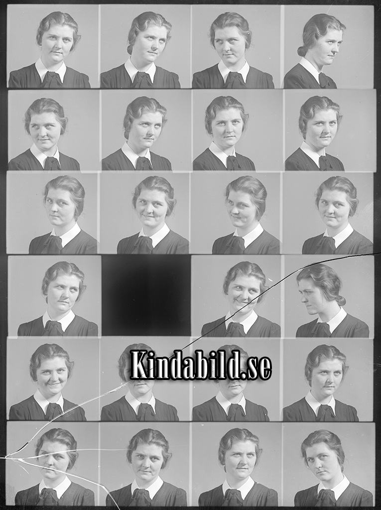 Stina Bengtsson Svalsjö
raja
Kvinna klädd i mörk klänning med ljus krage     

Nyckelord: Bengtsson Svalsjö