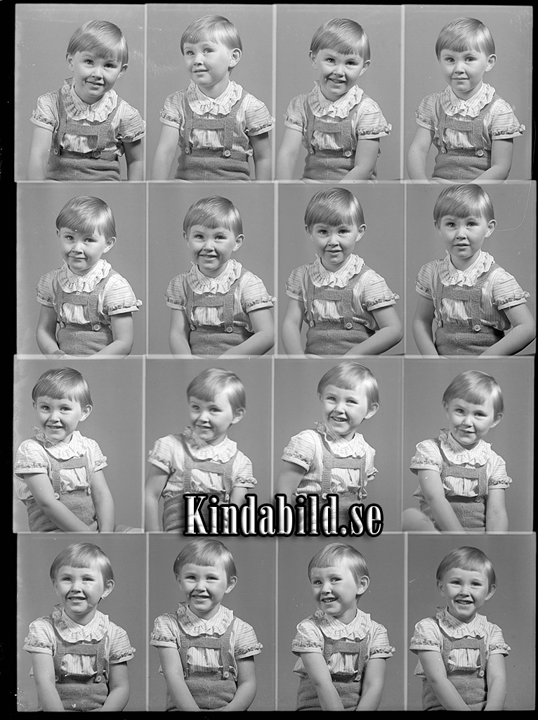 Staffan Sandén Kölefors
raja
Pojke klädd i kortbyxor och kortärmad skjorta  

raja
Staffan Sandén född 1937 i Lund, son till Elin Kristina Sandén född Melin. Hon hade också tvillingarna Anne-Marie och Sven Ingvar födda 1930 i Tingås Kronobergs län.
Källa: Folkräkning 1940 
Källa: Gerd Pettersson

Nyckelord: Sandén Kölefors