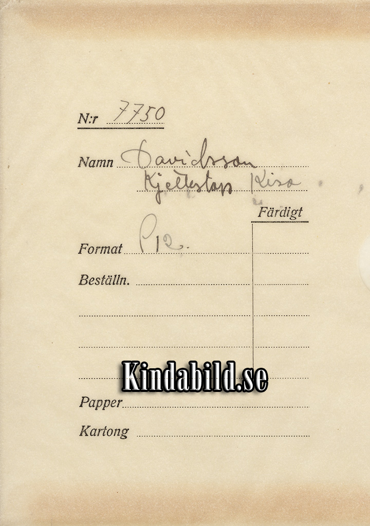 Davidsson Kjettestorp Kisa
Nyckelord: Davidsson Kisa