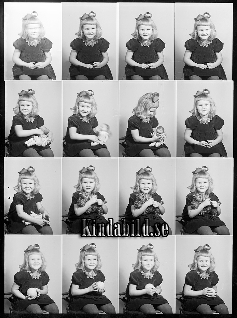 Else-Britt Svensson Kisa
raja
Flicka klädd i klänning och med en rosett i håret  

raja
Elsbritt född 1938 var dotter till Algot och Malin Svensson.
 Algot var en tid arrendator på Gästgivaregården i Kisa.
 Elsbritt gift med Karl-Olov Granqvist. Flyttade till Borensberg.
 Källa: Studiegruppen Hembygdsgården Kisa 
Nyckelord: Svensson Kisa