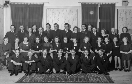 Gruppfoto
Nyckelord: Gruppfoto
