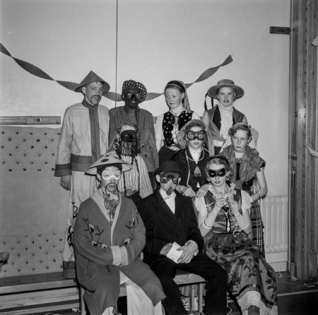 Nyckelord: Maskerad skolan