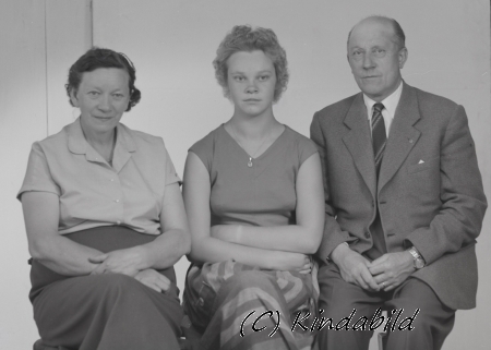 Familjen Roxström
Kisa
Nyckelord: Roxström