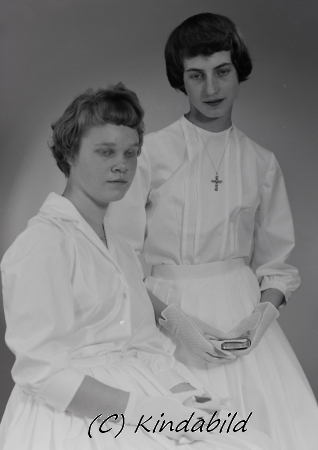 Birgitta Roxström Lilian Jakobsson
Kisa
Nyckelord: Birgitta Roxström Lilian Jakobsson