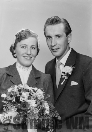 Bernt Johansson
Rönnrydsg 7 Nässjö
Nyckelord: Bernt Johansson