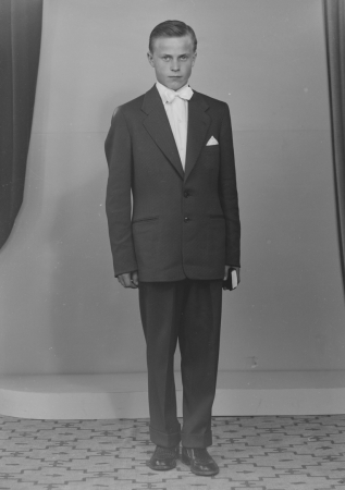 Åke Karlsson
Grönlund Svalsjö
Nyckelord: Åke Karlsson