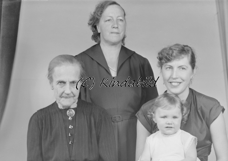 Maria Oskarsson
Ålderdomshemmet
Nyckelord: Maria Oskarsson
