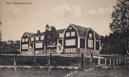 Nya Folkskolan Kisa
1915
Nyckelord: Nya Folkskolan Kisa