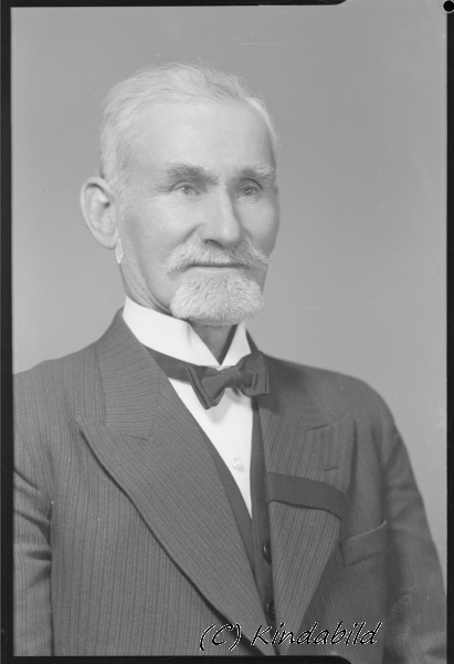 Aug. Johansson	Frössvik Oppeby
Nyckelord: Aug. Johansson