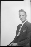 Falk_-_10736b.jpg