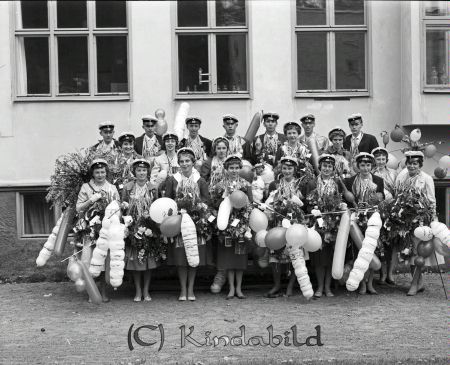 Realexamen Kisa
raja
Klassfoto 

Nyckelord: Kisa