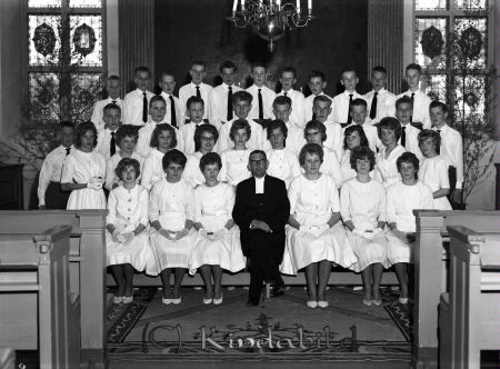 Kisa Kyrka Konfirmation Realgrupp Kisa
raja
Konfirmationsfoto
Nyckelord: Konfirmation Kisa