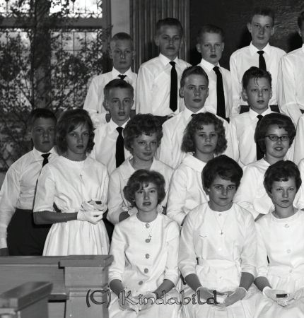 Kisa Kyrka Konfirmation Realgrupp Kisa
raja
Konfirmationsfoto
Nyckelord: Konfirmation Kisa