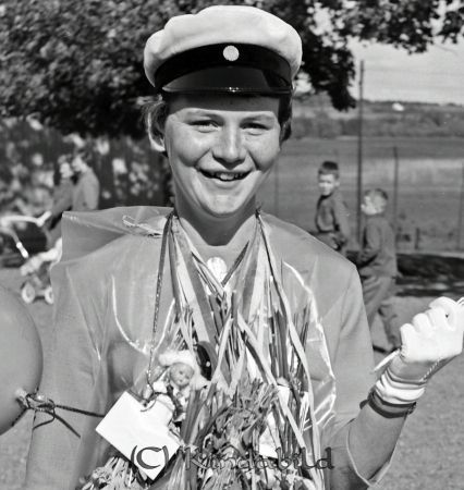 Realexsamen 1961
cujo
Realexsamen Stjärneboskolan 1961

raja
Yvonne Jakobsson 
Källa: Gerd Pettersson 

Nyckelord: Realexsamen Kisa