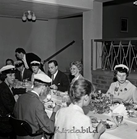 Realexsamen 1961
cujo
Supé realexsamen 1961 i Folkets Hus Kisa
Nyckelord: Realexsamen Kisa