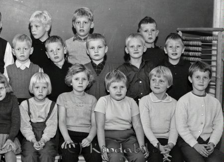 Klass 1 B Kisa-Skola Hultenius
raja
Skolfoto
Nyckelord: Kisa-Skola Hultenius
