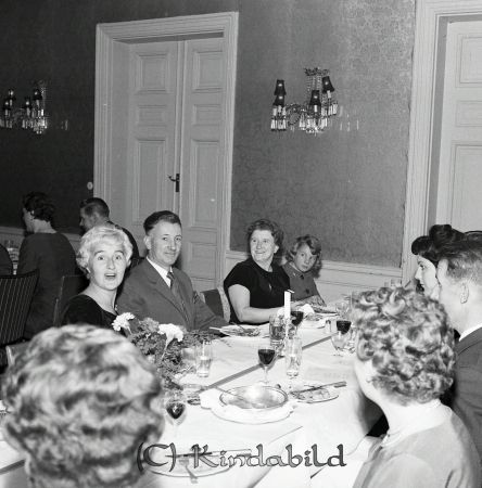 H.E Gustavsson Jägarvallen Linköping
raja
50-årsfirande med sykonen
Nyckelord: Gustavsson Linköping