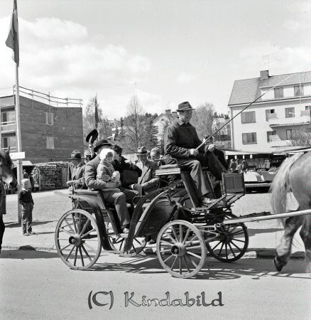 Kise Marken
raja
Hästskjuts vid torget
Nyckelord: Marken Kise