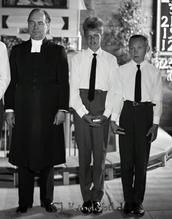 1963 års Konfirmander Tidersrum
raja
Konfirmationsfoto
Nyckelord: Konfirmander Tidersrum
